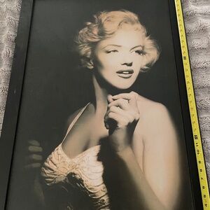 Framed Marilyn Monroe picture